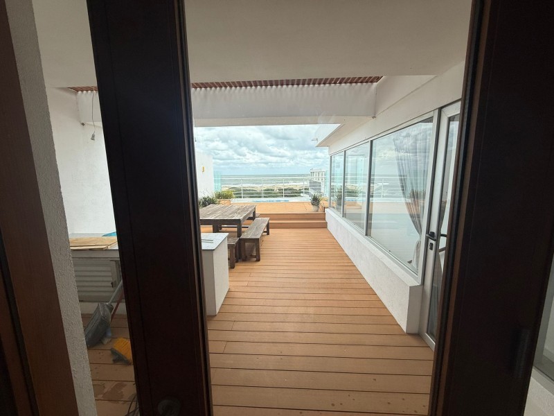 Departamento en alquiler con tres dormitorios en suite